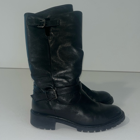 COPY - Fendi Black Leather Fur Lined Biker Flat Boots Size 39 - Picture 1 of 6
